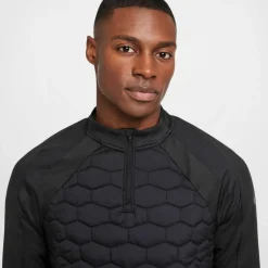 Nike · Strike