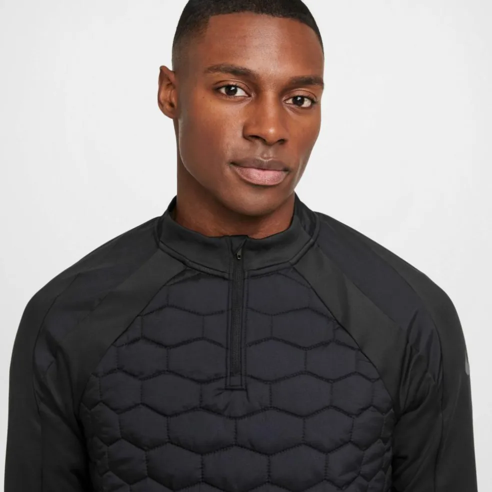 Nike · Strike