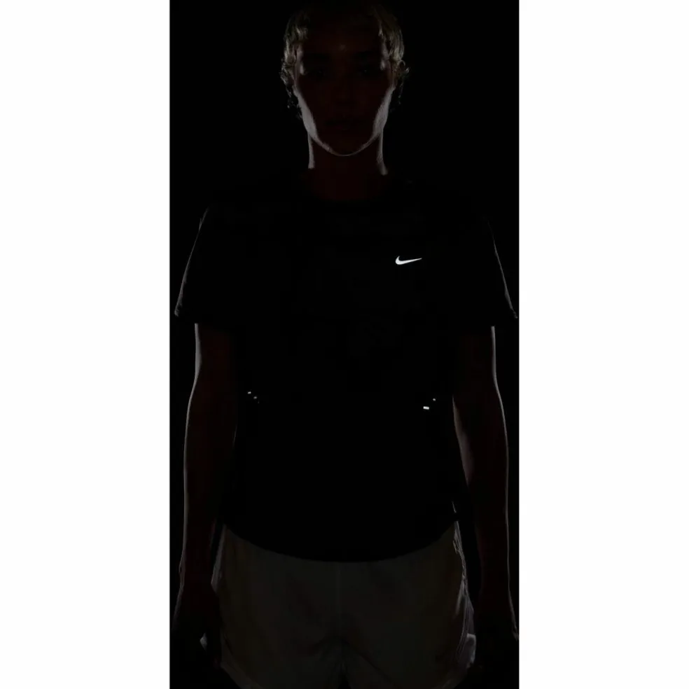 Nike · SWIFT