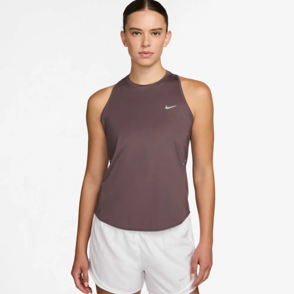 Nike · Swift