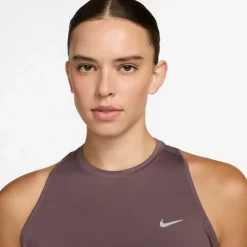 Nike · Swift