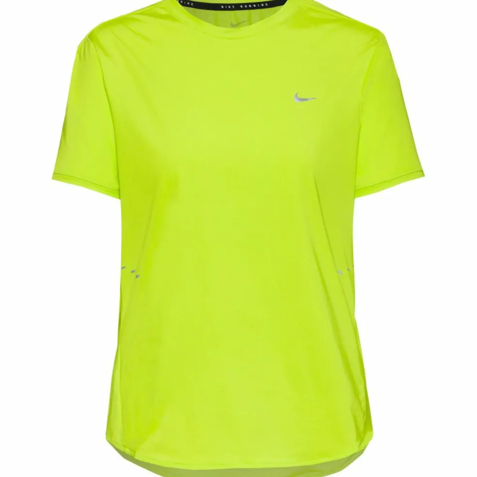 Nike · SWIFT