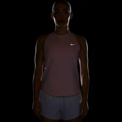 Nike · Swift