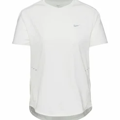 Nike · SWIFT
