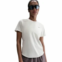 Nike · SWIFT
