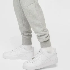 Nike · Tech Fleece