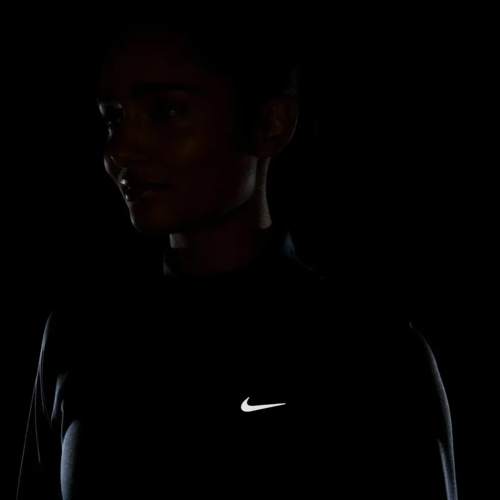 Nike · TEMPO