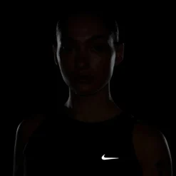 Nike · Tempo