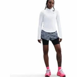 Nike · TEMPO