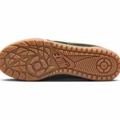 Nike · Terra Manta