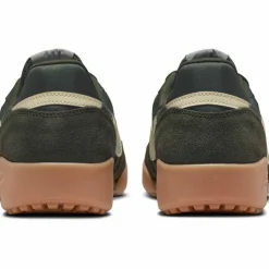 Nike · Terra Manta