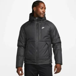 Nike · Therma-FIT Repel