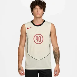 Nike · Total90