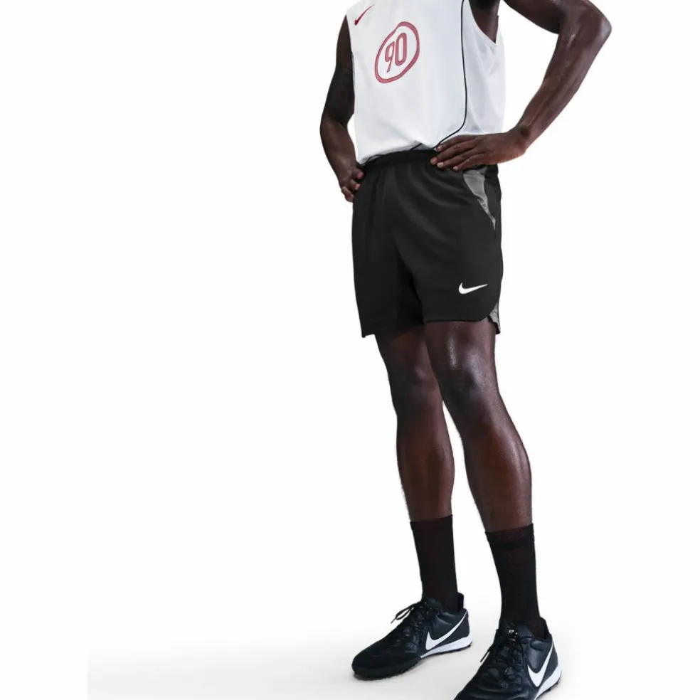 Nike · Total90