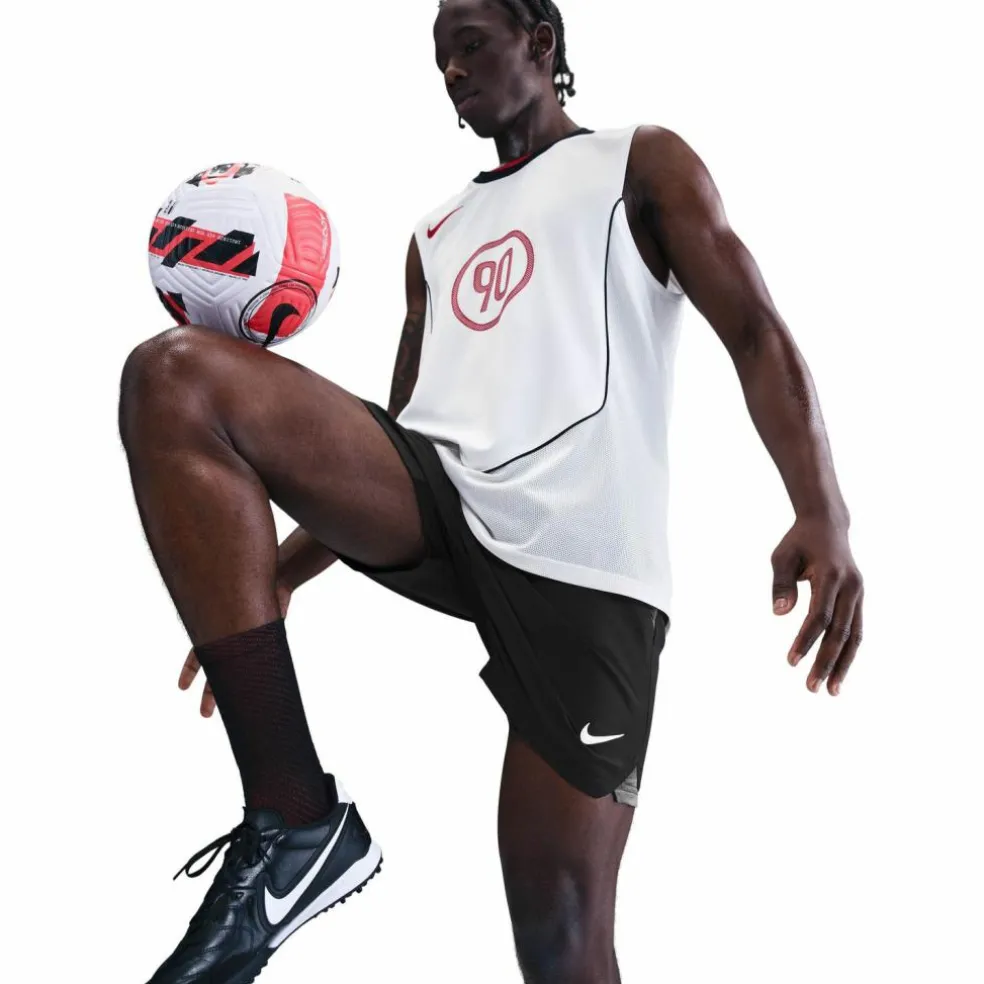 Nike · Total90