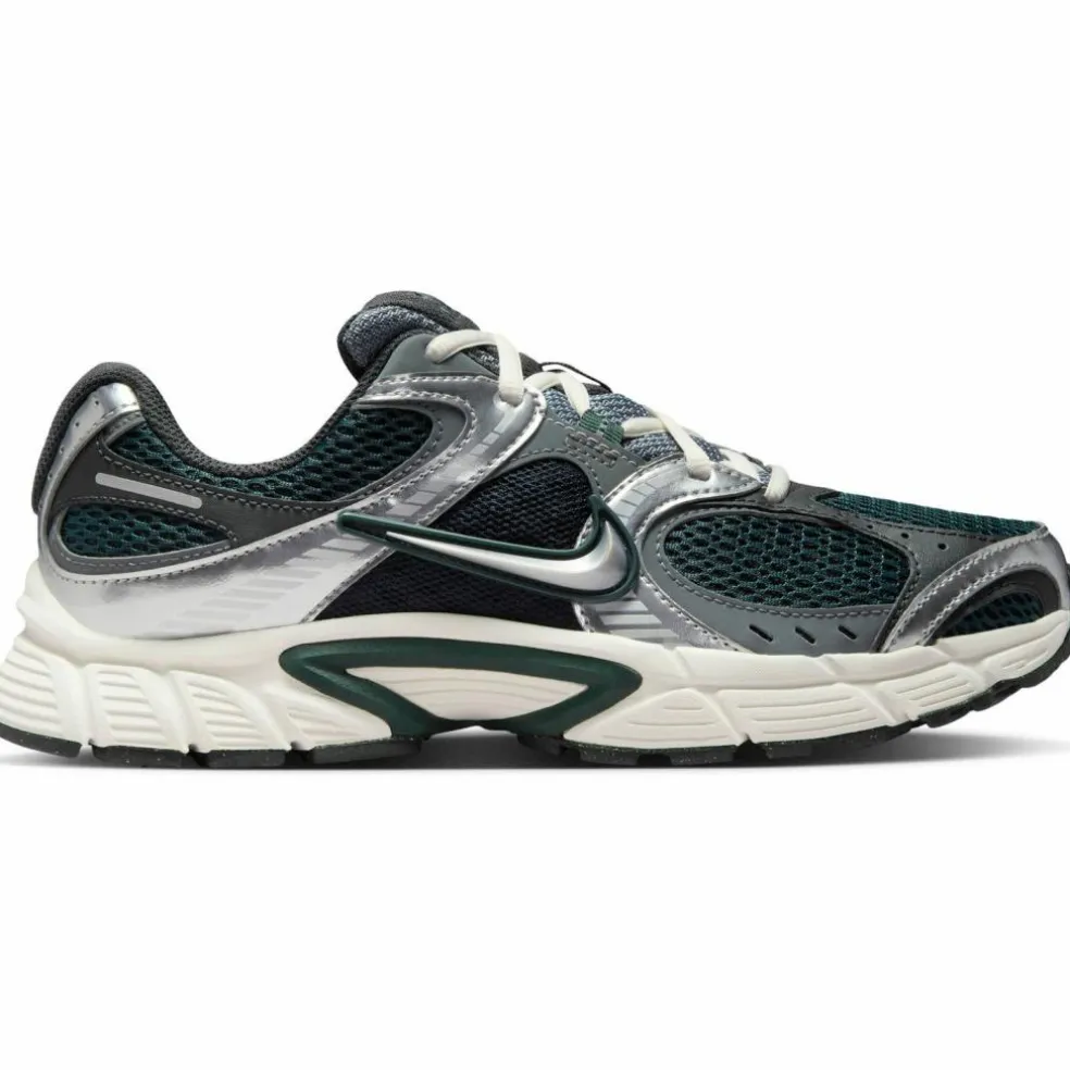 Nike · V5 RNR