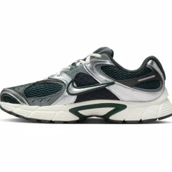 Nike · V5 RNR