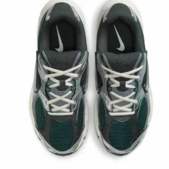 Nike · V5 RNR