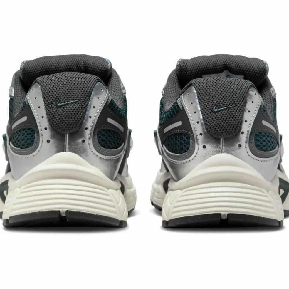 Nike · V5 RNR
