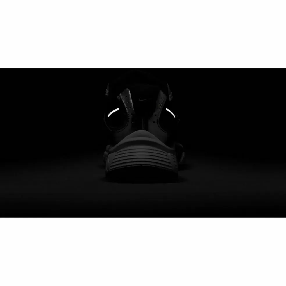 Nike · V5 RNR