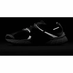 Nike · V5 RNR