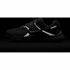 Nike · V5 RNR