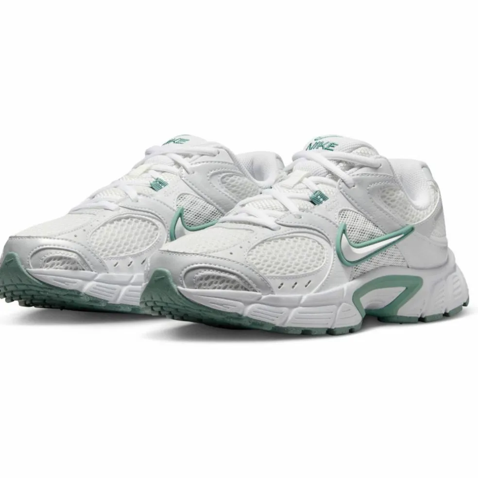 Nike · V5 RNR