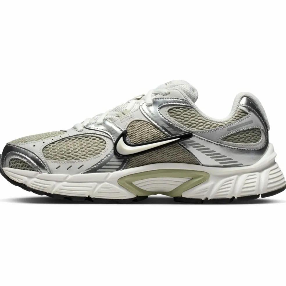 Nike · V5 RNR