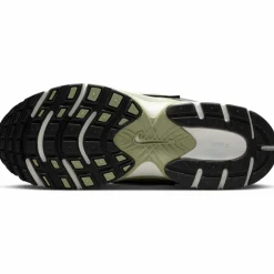 Nike · V5 RNR