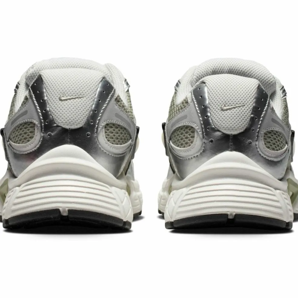 Nike · V5 RNR