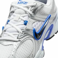 Nike · V5 RNR