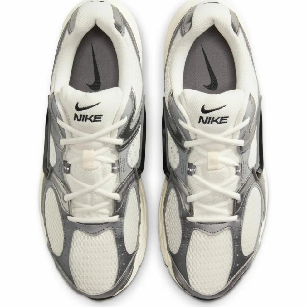 Nike · V5 RNR