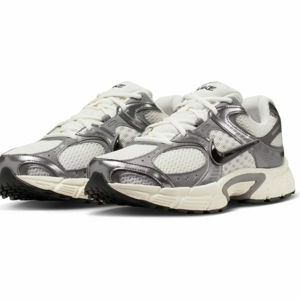 Nike · V5 RNR