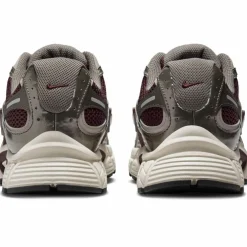Nike · V5 RNR