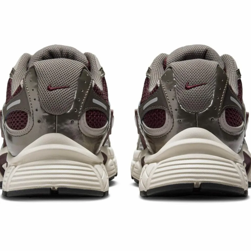 Nike · V5 RNR