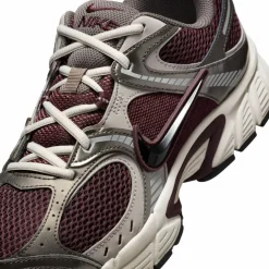 Nike · V5 RNR