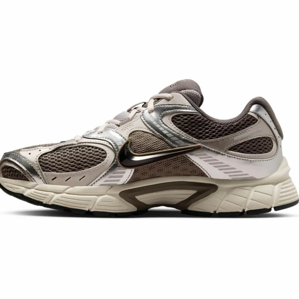 Nike · V5 RNR