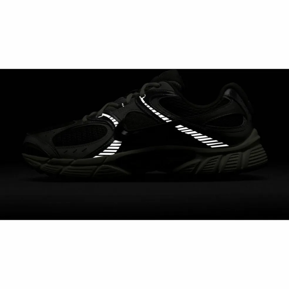 Nike · V5 RNR