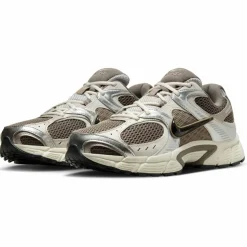 Nike · V5 RNR