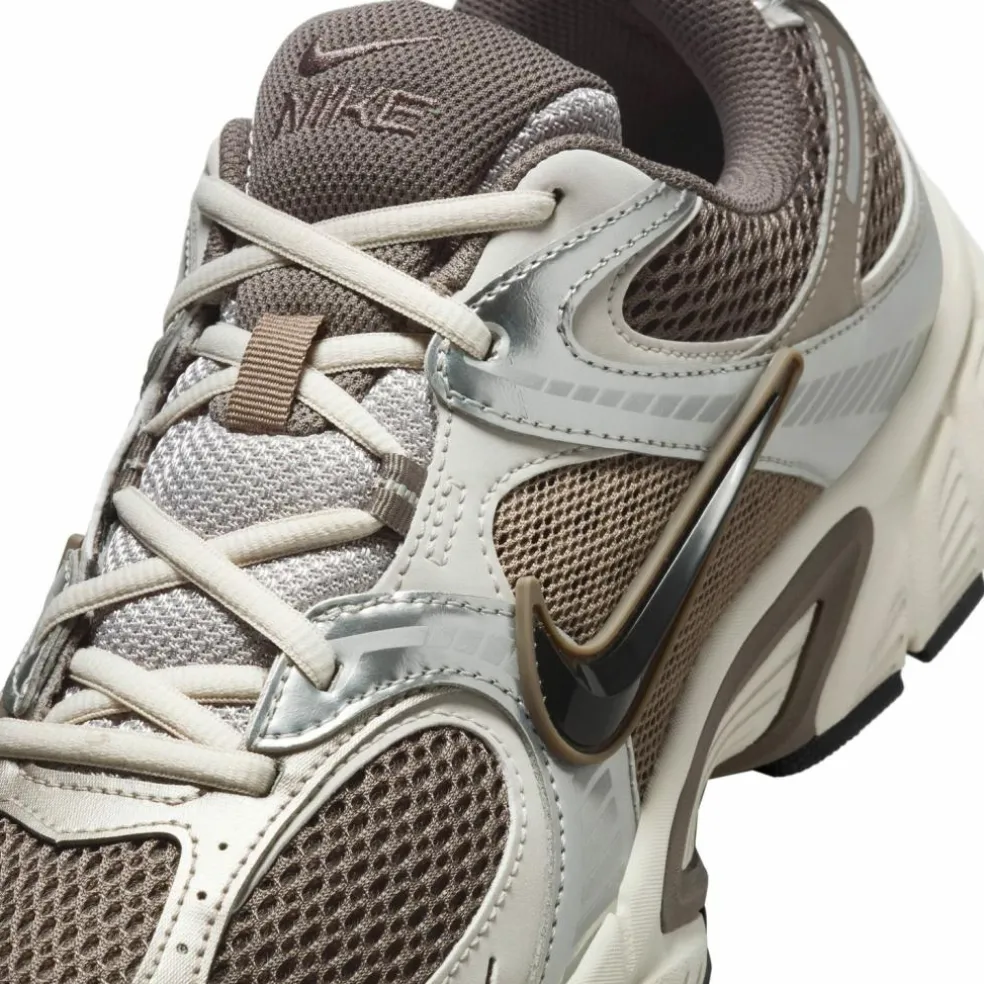 Nike · V5 RNR