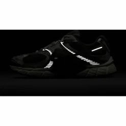 Nike · V5 RNR
