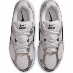 Nike · V5 RNR