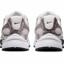 Nike · V5 RNR