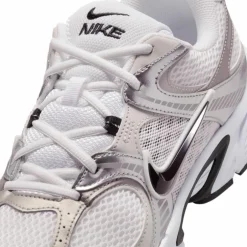 Nike · V5 RNR