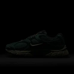 Nike · V5 RNR