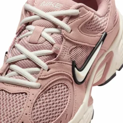 Nike · V5 RNR