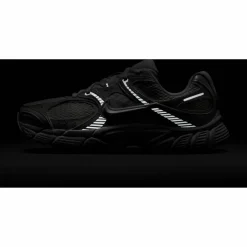 Nike · V5 RNR