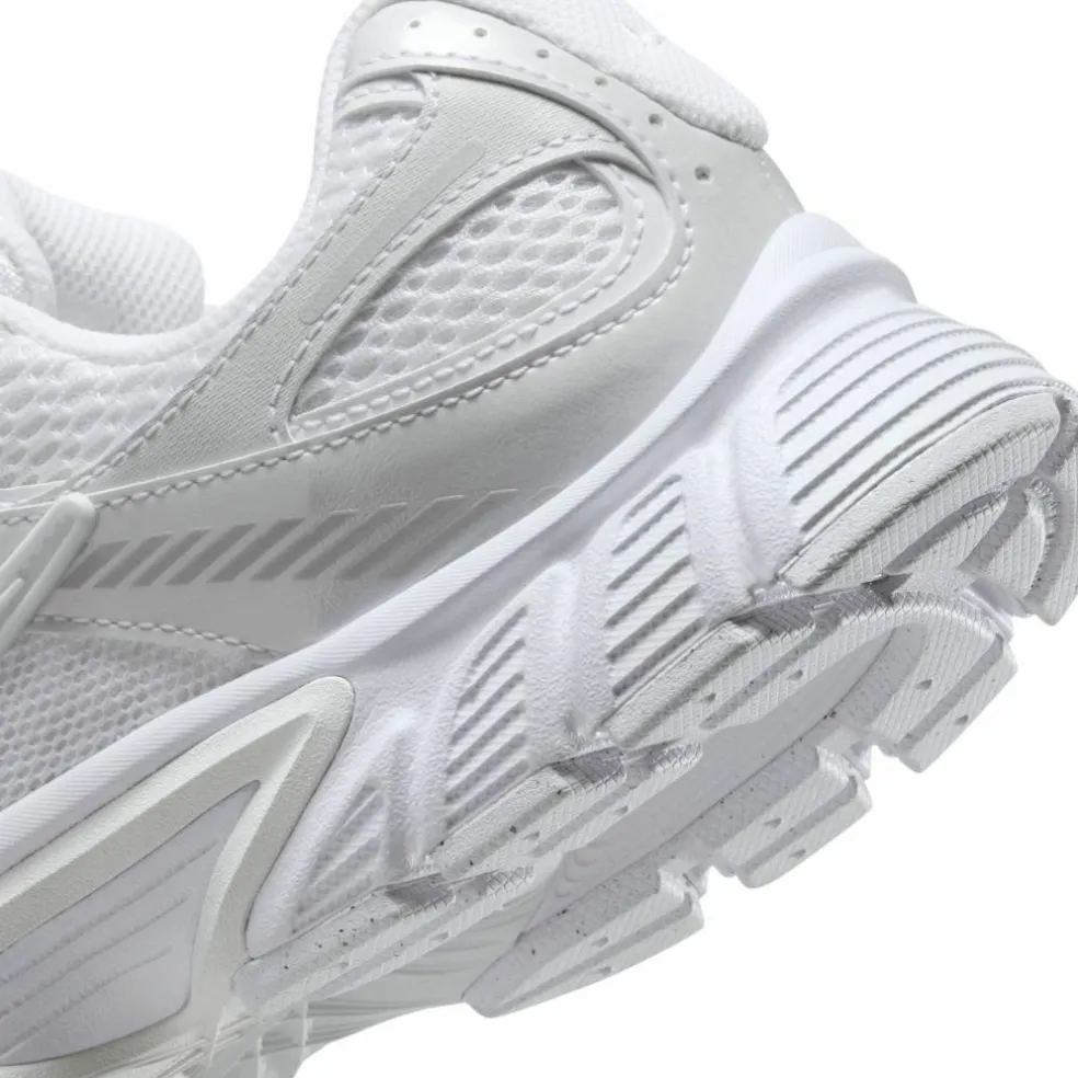 Nike · V5 RNR