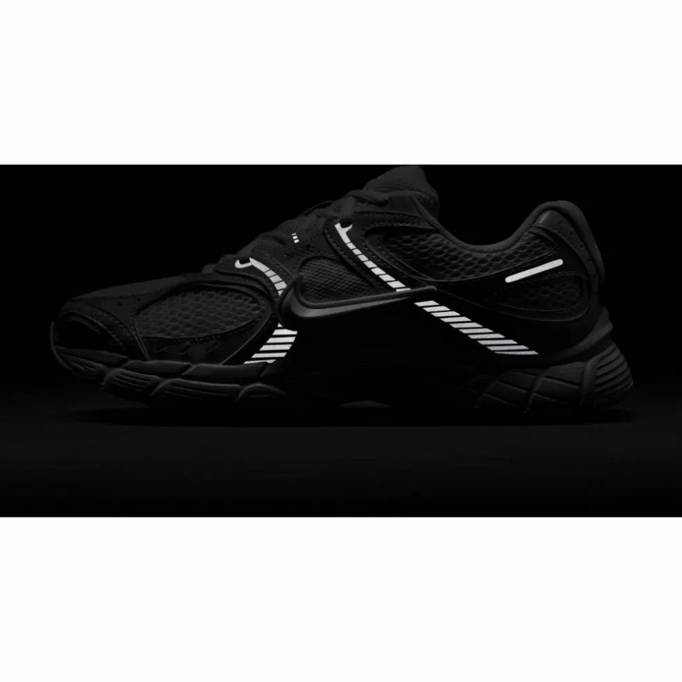 Nike · V5 RNR