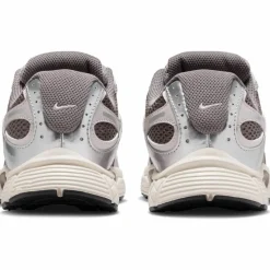 Nike · V5 RNR GS